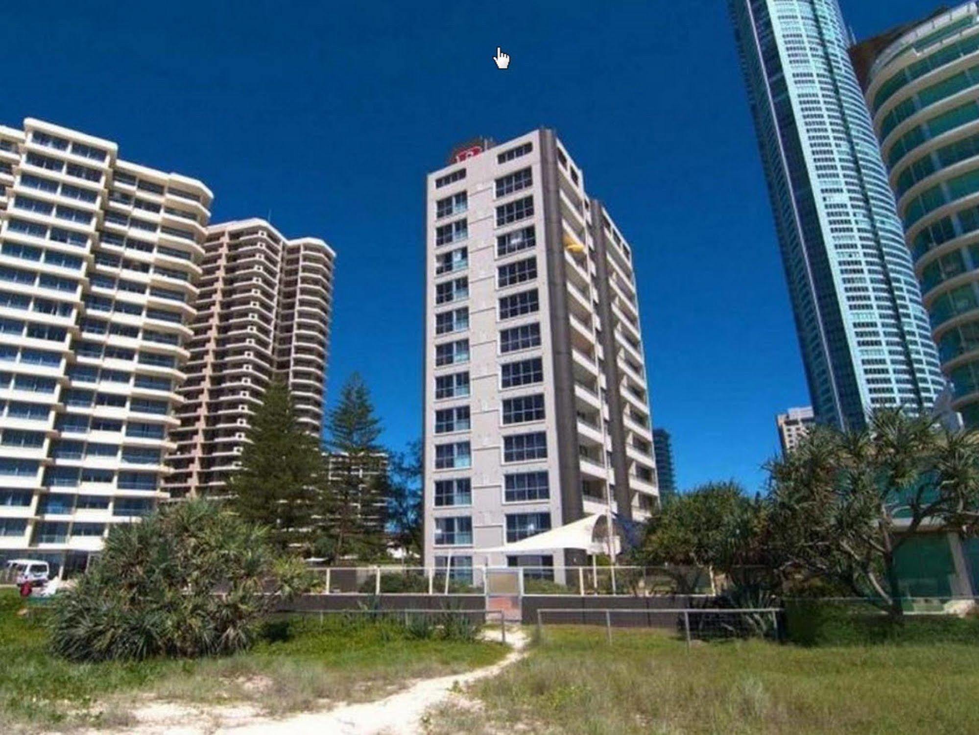 President Holiday Apartments - Absolute Beachfront Gold Coast Exterior photo